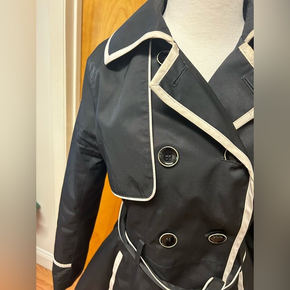 Betsey Johnson black and tan trench coat size XS - Picture 3 of 4